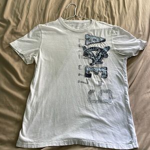 White and Blue American Eagle tee